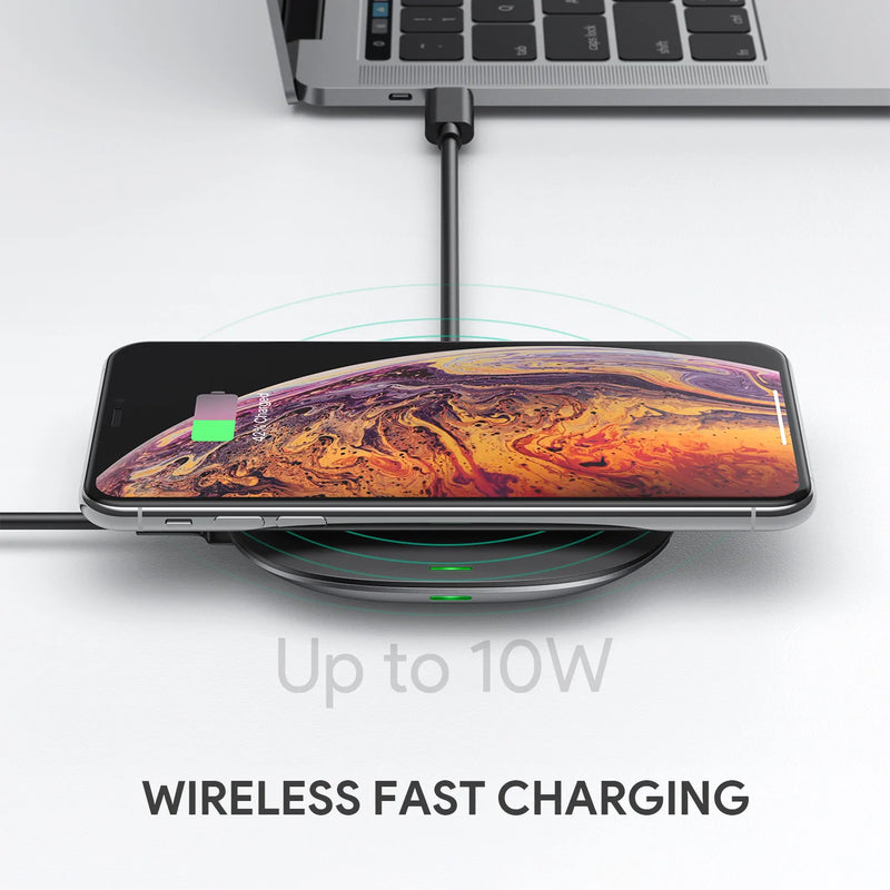 4-in-1 USB C Hub with Wireless Charging 10W CB-C70
